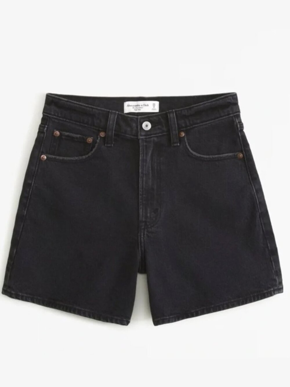 Abercrombie - High Rise Dad Shorts in Black